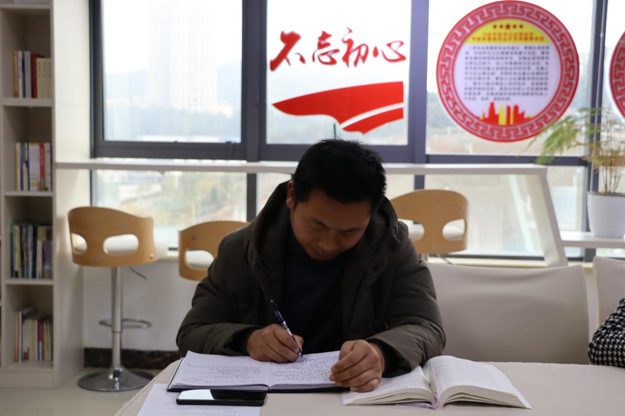 说明: IMG_2737